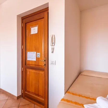 Galatea -bilocale Appartement *